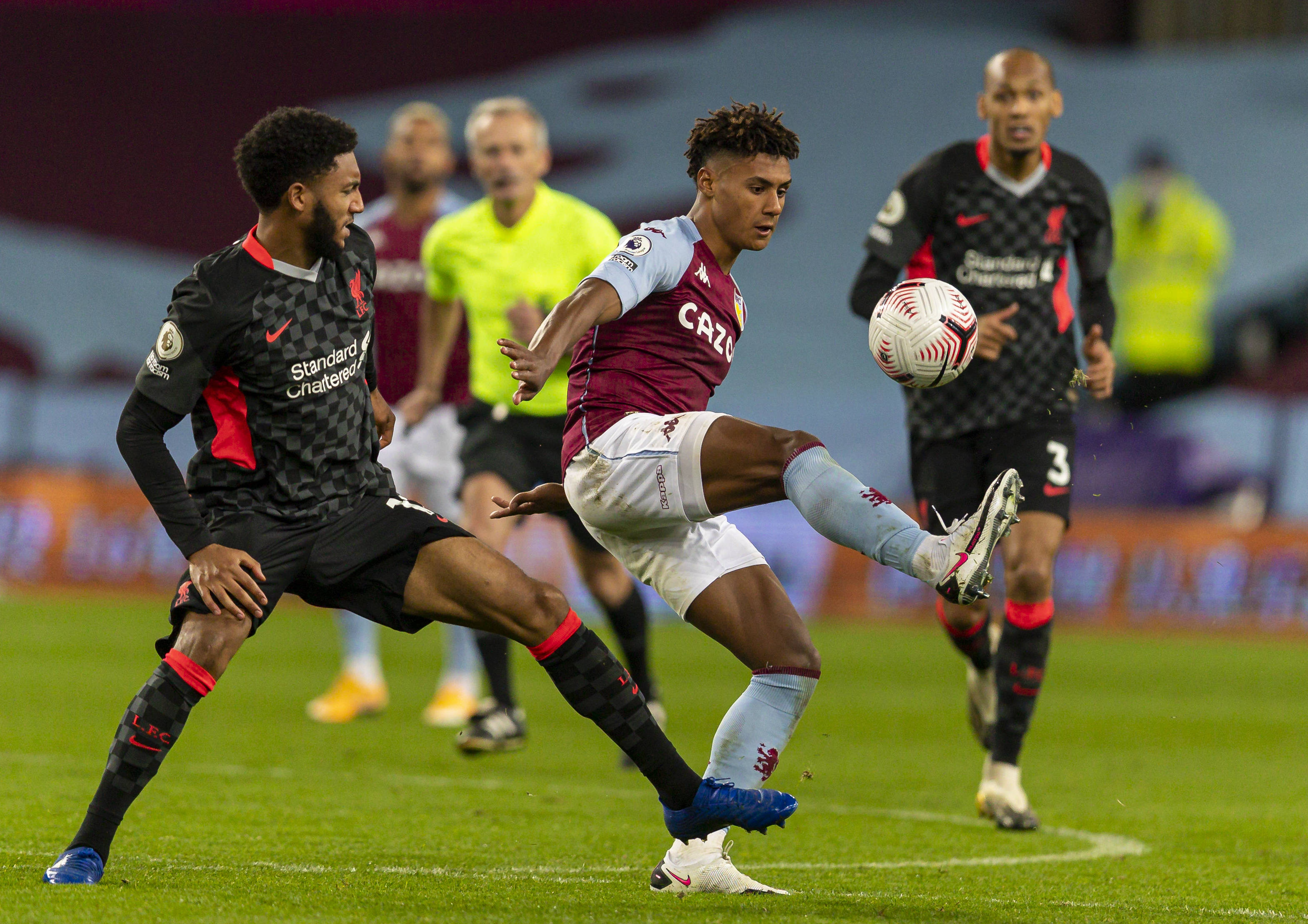 育总监的立 育总监的立